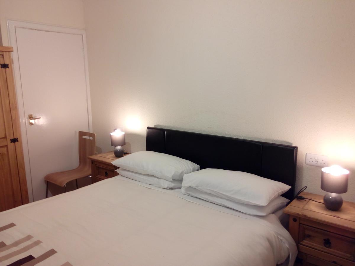 Homestay, Number 29, Dunollie Оубън Екстериор снимка